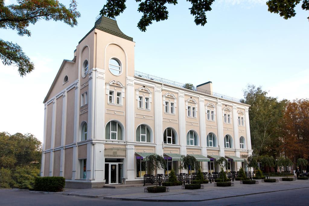 Schiller Hotel Kamianske Exterior photo