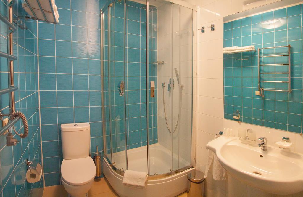 Schiller Hotel Kamianske Room photo